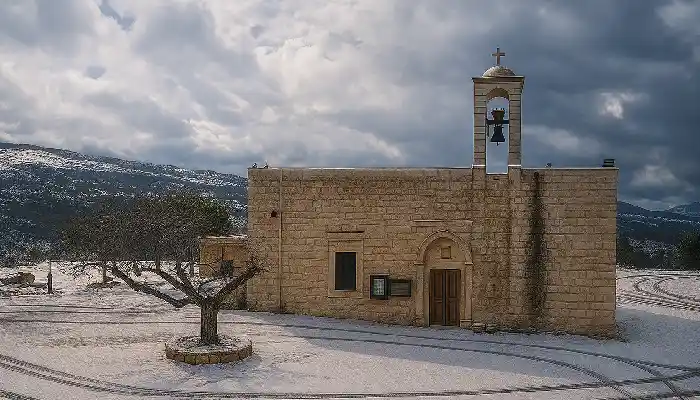 Lebanon’s Dual Muslim and Christian Wings_